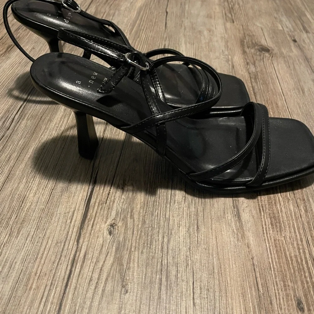 a new day Black Strappy Heels size 7.5 - Picture 4 of 7